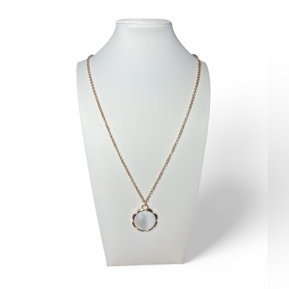 Jewelry - Gold Toned Mother of Pearl‎ Charm Pendant Necklace Over The Head